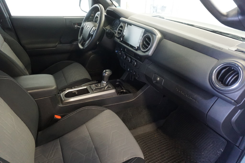Certified 2023 Toyota Tacoma TRD Off-Road w/ Black Out Package (TMS) AWD/4WD image 21