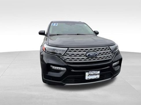 Used 2023 Ford Explorer Limited AWD/4WD image 9