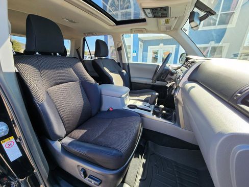 Used 2011 Toyota 4Runner SR5 image 23