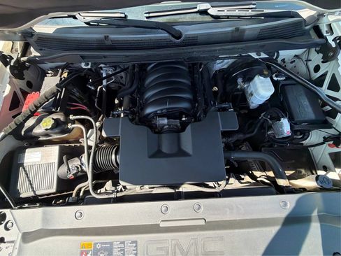 Used 2014 GMC Sierra 1500 SLT w/ SLT Crew Cab Value Package AWD/4WD image 12
