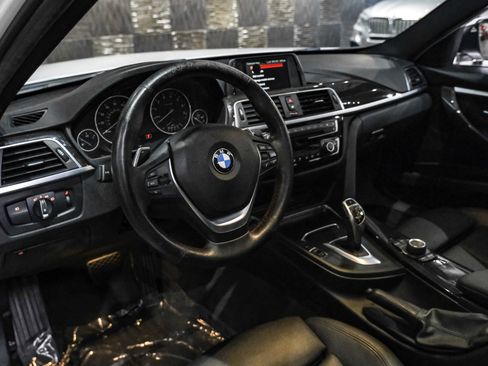 Used 2018 BMW 330i Sedan RWD image 4