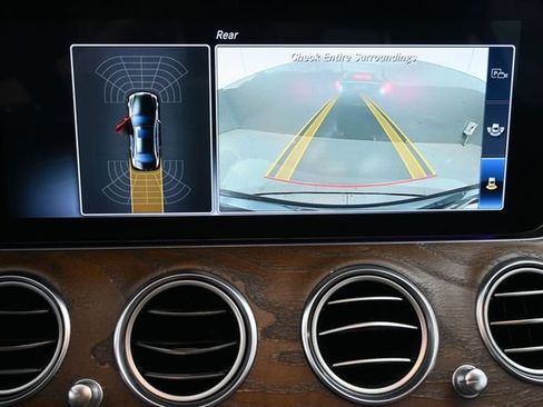 Certified 2018 Mercedes-Benz E 400 4MATIC Sedan image 6