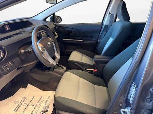 Used 2015 Toyota Prius C Two FWD image 11