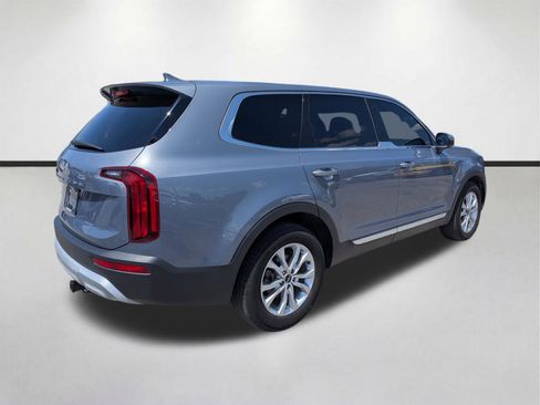 Used 2022 Kia Telluride LX AWD/4WD image 4