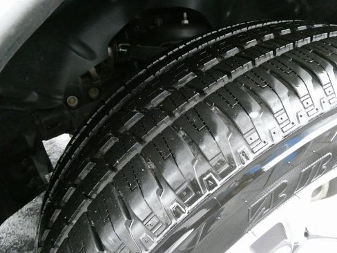 Used 2023 RAM 1500 Limited image 17