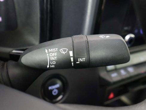 Used 2025 Toyota Camry LE w/ Convenience Package image 37