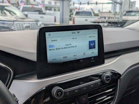 Used 2022 Ford Escape SE image 22