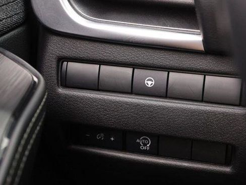 Used 2025 Nissan Altima 2.5 SV w/ SV Special Edition Package image 20