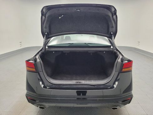 Used 2024 Nissan Altima 2.5 SR FWD image 29