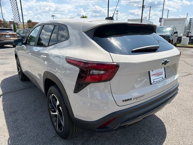 New 2026 Chevrolet Trax RS FWD image 5