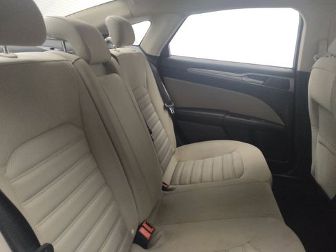 Used 2017 Ford Fusion S FWD image 19