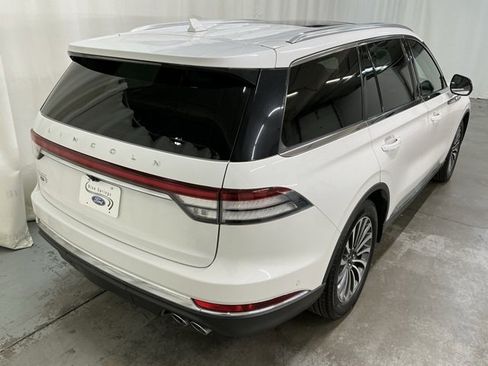 Used 2021 Lincoln Aviator Reserve w/ Equipment Group 201A image 3