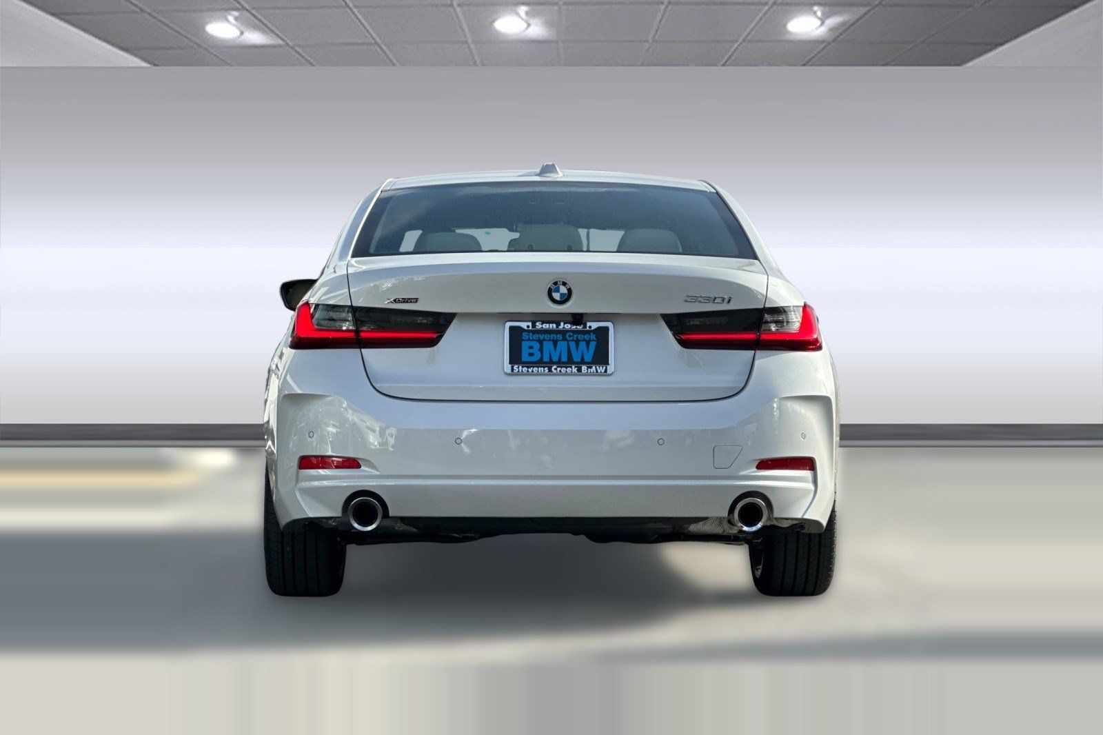 Used 2026 BMW 330i xDrive Sedan w/ Premium Package AWD/4WD image 10