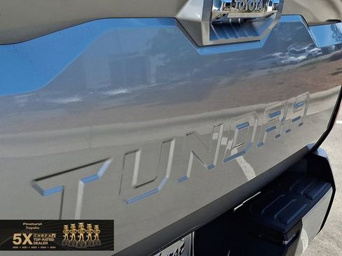 Used 2023 Toyota Tundra Limited AWD/4WD image 36