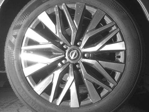 Used 2025 Nissan Altima 2.5 SV FWD image 18