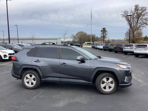 Used 2019 Toyota RAV4 XLE image 5
