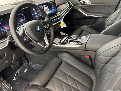 New 2026 BMW X5 sDrive40i image 4