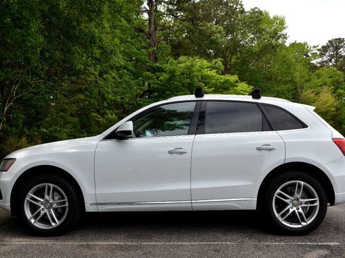 Used 2016 Audi Q5 2.0T Premium Plus w/ Technology Package AWD/4WD image 8