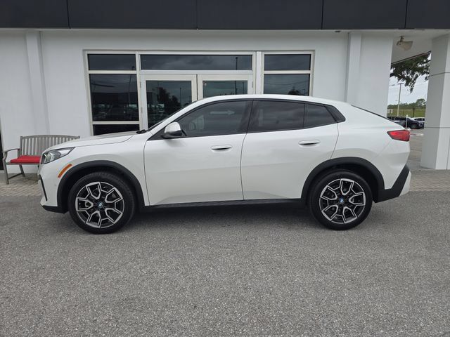 Used 2026 BMW X2 xDrive28i AWD/4WD image 4
