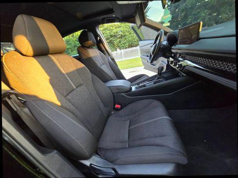 Used 2025 Honda Accord Sport image 24