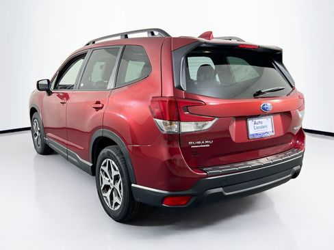 Used 2023 Subaru Forester Premium AWD/4WD image 7