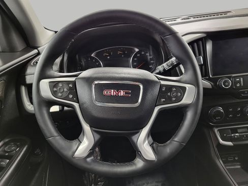 Used 2024 GMC Terrain SLT image 6