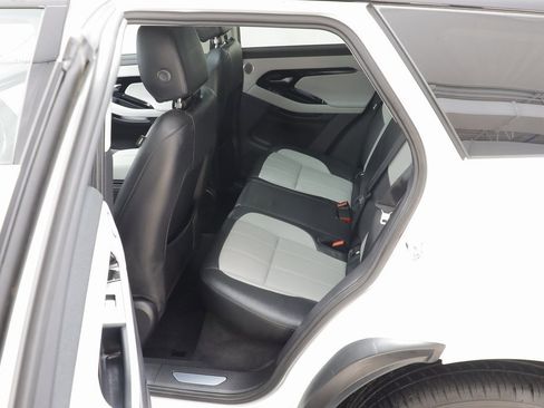 Used 2024 Land Rover Range Rover Evoque Dynamic SE image 14