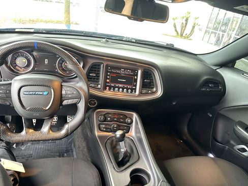 Used 2015 Dodge Challenger R/T Scat Pack RWD image 27