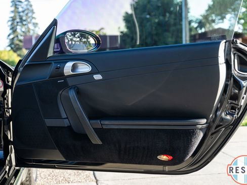 Used 2005 Porsche 911 Carrera RWD image 18