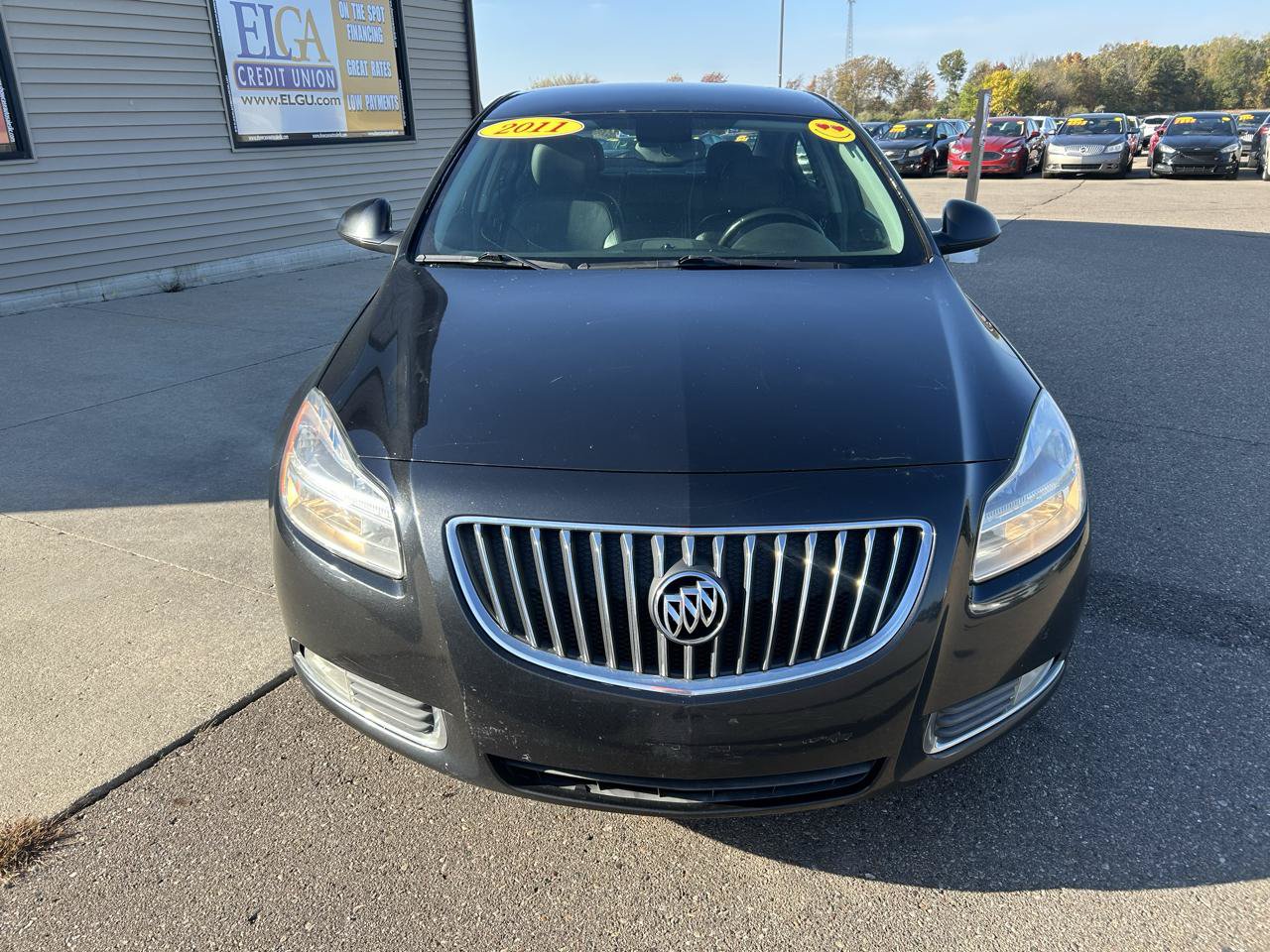 Used 2011 Buick Regal CXL FWD image 2