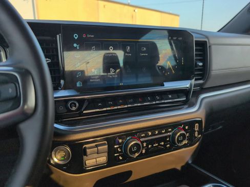 Used 2025 Chevrolet Silverado 1500 LTZ w/ Z71 Off-Road Package AWD/4WD image 17