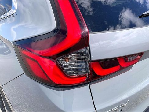Used 2024 Honda CR-V EX-L image 32