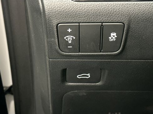 Used 2025 Kia K5 LXS FWD image 17