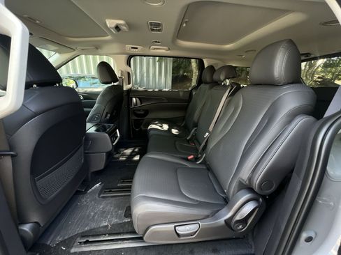 New 2026 Kia Carnival SX Prestige FWD image 40