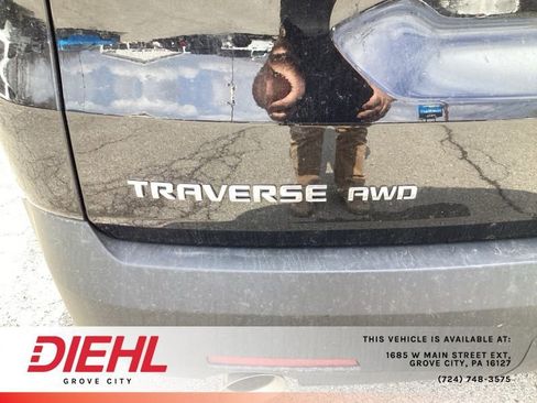 Used 2023 Chevrolet Traverse LT AWD/4WD image 10