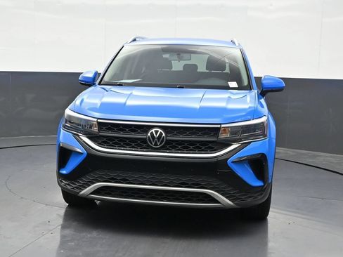 Used 2022 Volkswagen Taos SE FWD image 8
