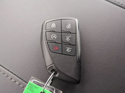 Used 2025 Chevrolet Tahoe LT AWD/4WD image 36