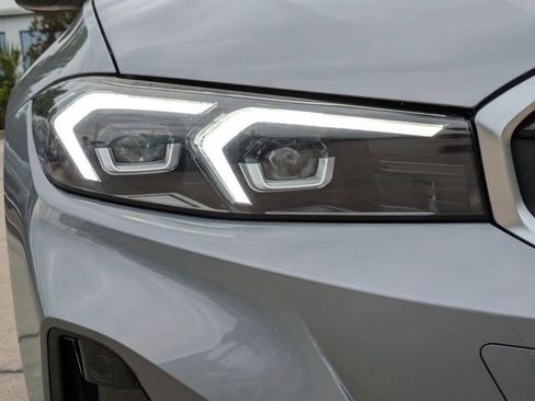 Used 2024 BMW 330e image 10