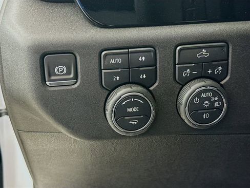 New 2026 Chevrolet Silverado 1500 RST w/ Dark Appearance Package image 13