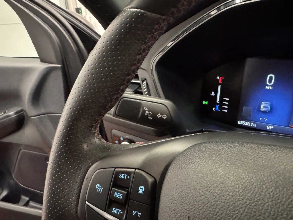 Used 2024 Ford Escape ST-Line w/ Tech Pack #1 AWD/4WD image 23