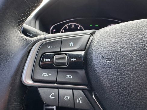 Used 2018 Honda Accord Sport image 14