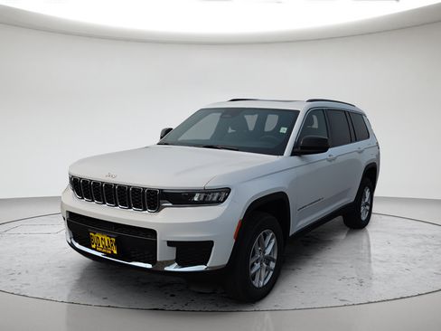 New 2026 Jeep Grand Cherokee L 4WD image 18