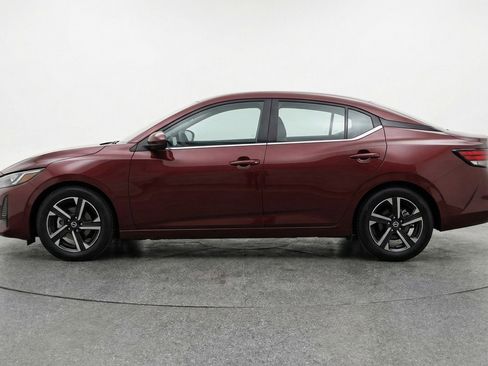 Used 2025 Nissan Sentra SV image 5