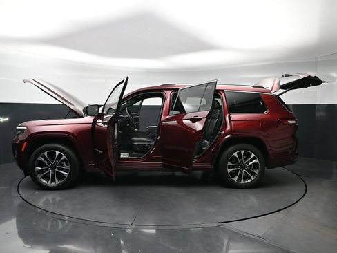 Used 2022 Jeep Grand Cherokee L Overland AWD/4WD image 31