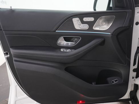 Used 2022 Mercedes-Benz GLS 450 4MATIC image 23