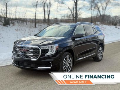 Used 2024 GMC Terrain Denali w/ Denali Premium Package