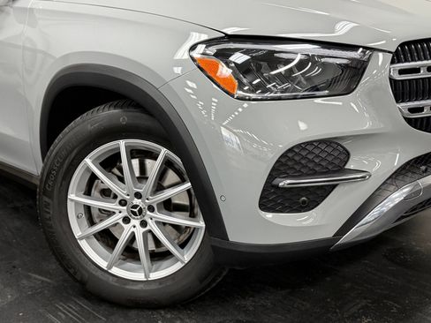 Used 2025 Mercedes-Benz GLE 350 4MATIC image 4