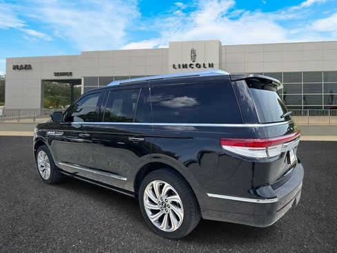Certified 2024 Lincoln Navigator Reserve image 5