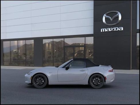 New 2026 MAZDA MX-5 Miata Club w/ Interior Package RWD image 3
