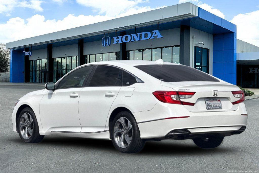 Used 2018 Honda Accord EX image 10